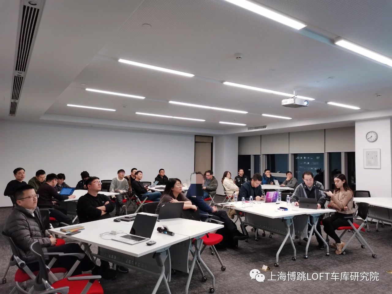 百色杭州LOFT车库专题会