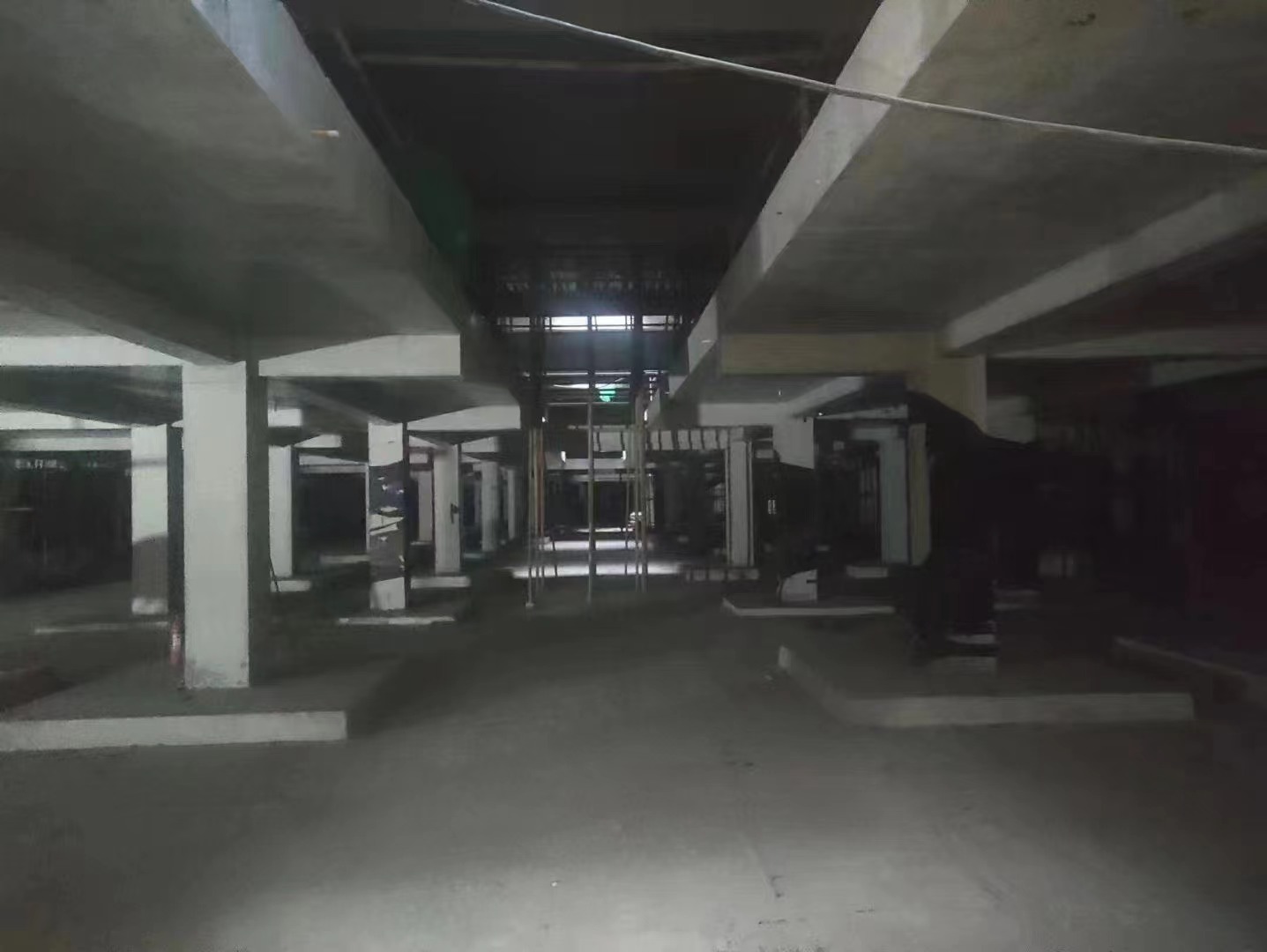百色山东又一个上海博普LOFT车库拔地而起